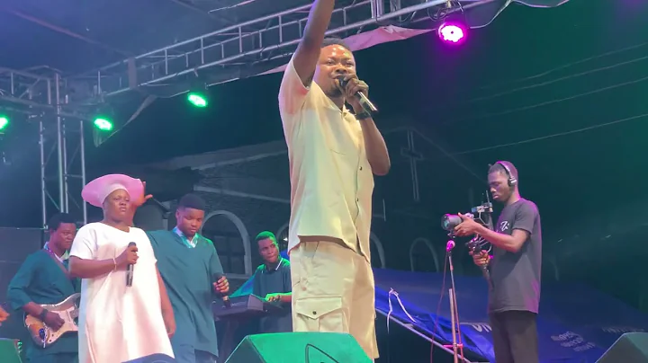OLA BEST LIVE PERFORMANCE AT AJARA OTITO CATHEDRAL 🔥🔥🔥
