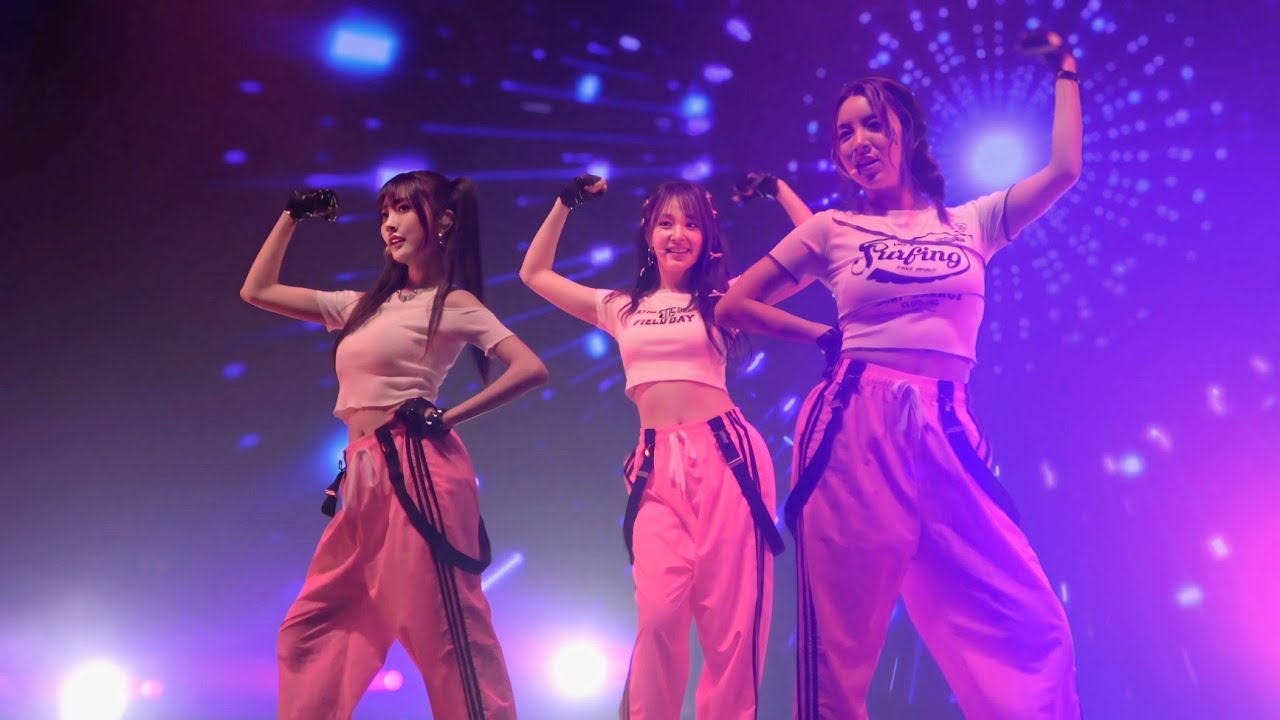 4K】'ミスター(KARA) Cover' NANA(나나) ＆ LUCY(루시) ＆ MINSEO(민서