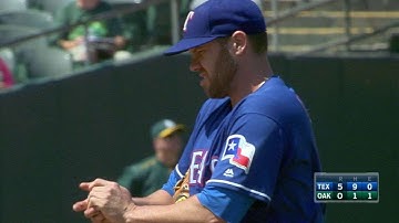 TEX@OAK: Lewis loses no-hitter in the 9th inning