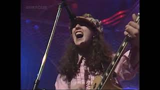 Download Lagu The Wonder Stuff - Don't Let Me Down, Gently - TOTP - 21 September 1989 MP3