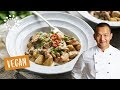 Pilz Curry mit Joghurt und Koriander | Mushroom Curry with Yoghurt and Cilantro | [ZDG]