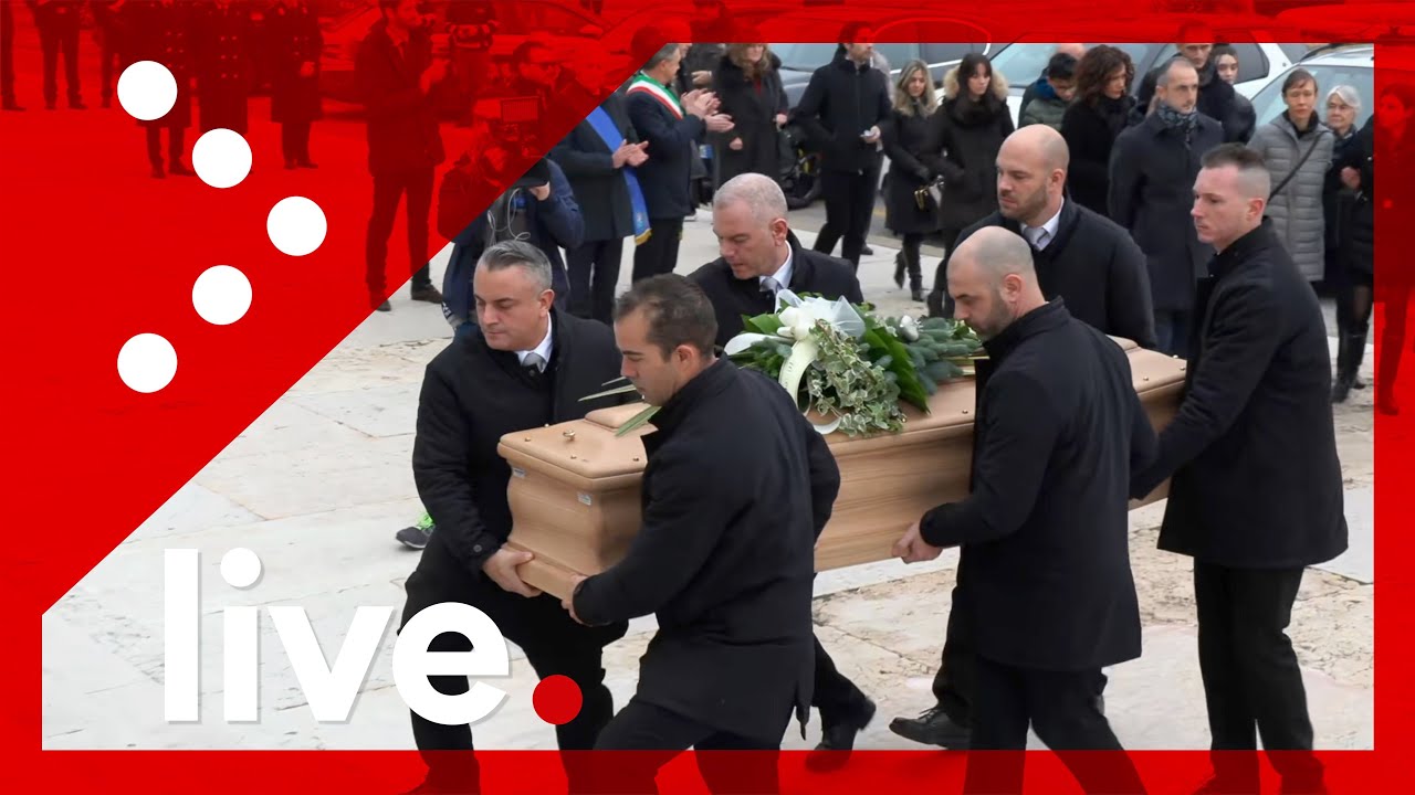 LIVE Addio a Davide Rebellin, i funerali a Lonigo (VI): diretta video