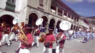 Desfile Sábado Semana Santa Ayacucho 2012 Parte1.MPG