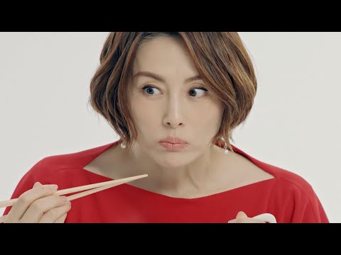 米倉涼子、ラーメン選びも失敗しない！食べっぷりも披露／マルちゃんZUBAAAN！CM