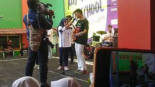 Video-Miniaturansicht von „anak smk(cover)lagu our story bernafas untukmu“