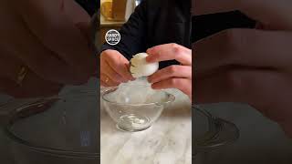 Wow... Just take a spoon and a boiled egg! #cooking