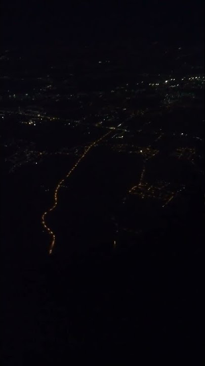 Mau Landing Juanda, Pemandangan Malam