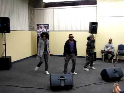 Mindless Behavior Performing Number One Girl