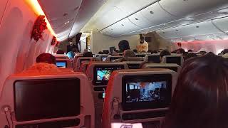 Singapore Airlines》SQ212》 heavy turbulence