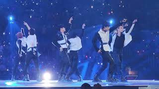 220820 INI - Intro + Password | KCON LA 2022 Day 1 [4K Fancam]