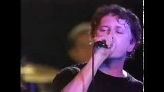 Video-Miniaturansicht von „Guided by Voices on HBO's "Reverb," 2001“