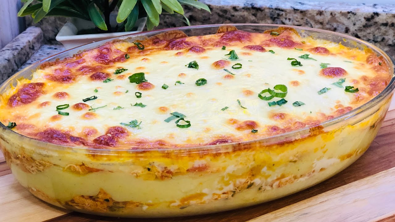 ESSA POLENTA RECHEADA COM FRANGO CREMOSO VOCÊ NUNCA FEZ!!! ALMOÇO ECONÔMICO E FÁCIL!!!