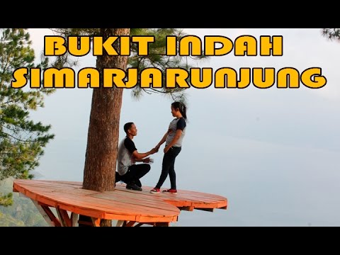 PESONA BUKIT INDAH SIMARJARUNJUNG  Rumah Pohon Dengan 