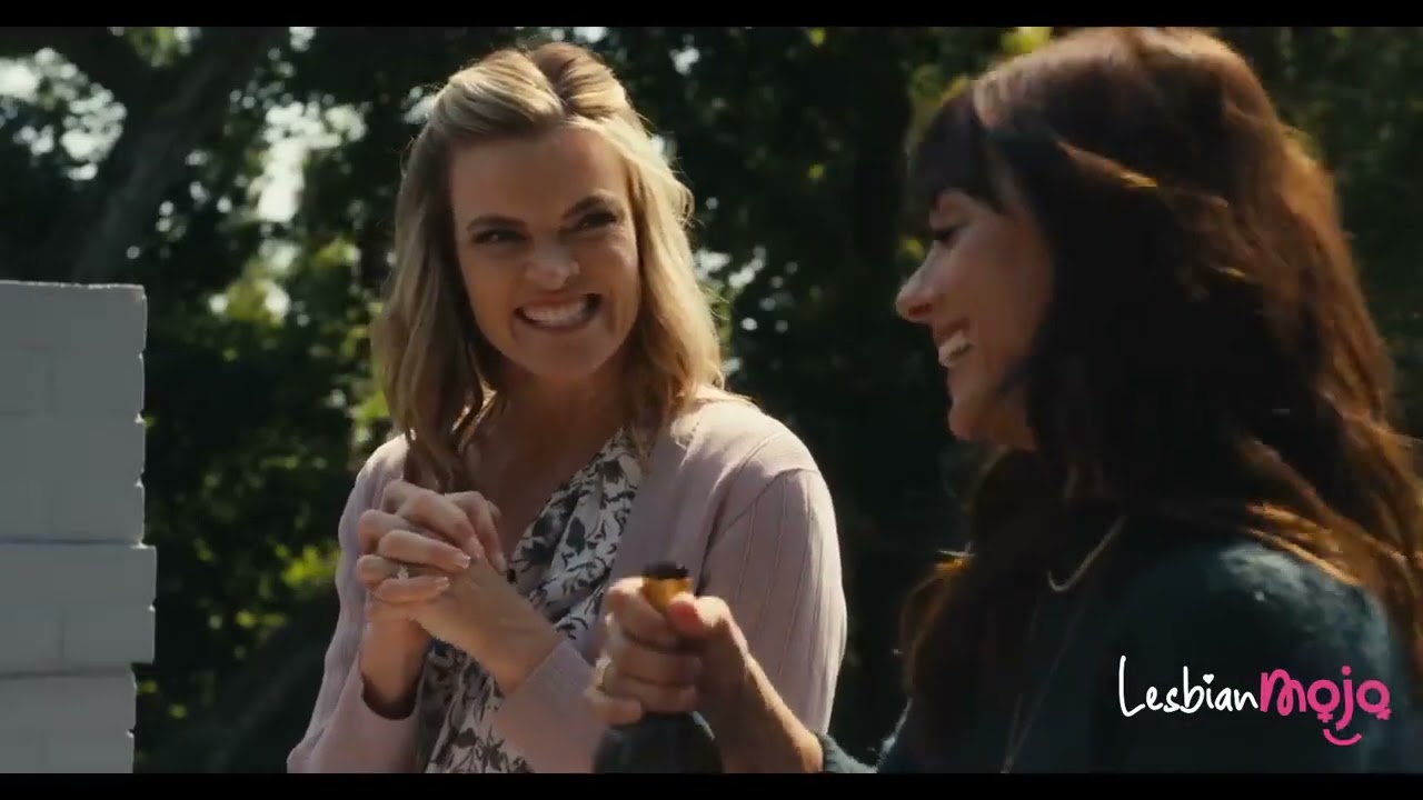 Shira and Hannah ｜ One Show, Two Lesbian Stories Part 1 