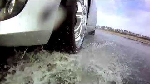 Oversteering and Understeering