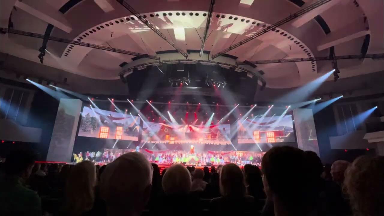 The Greatest Show (Santa’s version)! The Gift of Christmas 2023