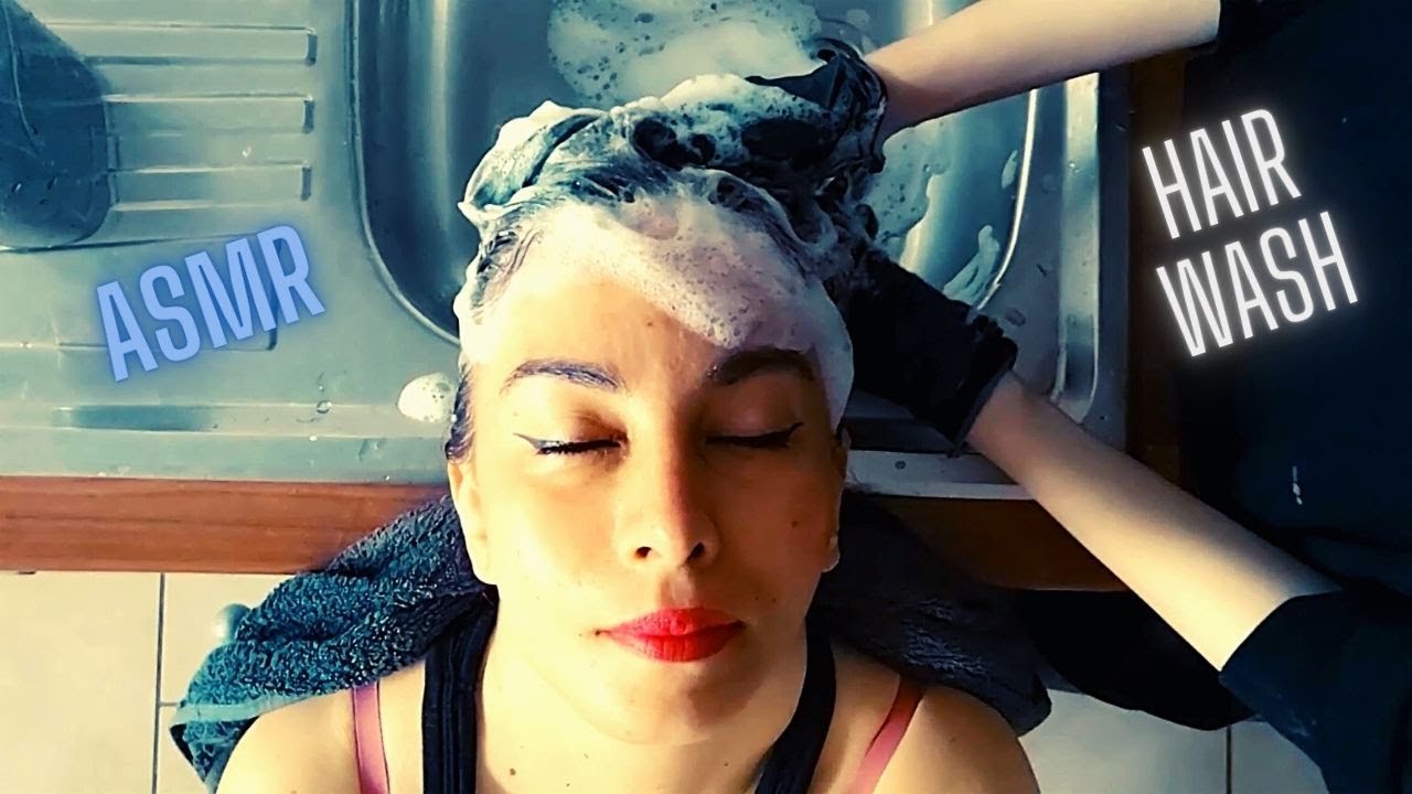 ASMR | HAIR WASH AND HEAD MASSAGE WITH BLACK GLOVES IN THE KITCHEN SINK | SHAMPOO | FOAM | SCALP |
