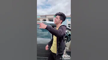هيا عارفة ان ابوها مافيا 