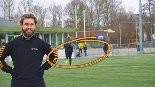 Kindje breekt zijn pols tijdens een Bankzitters voetbalvideo...