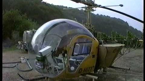 Spraying Vineyard with Bell 47 in Schwebsingen (1998)