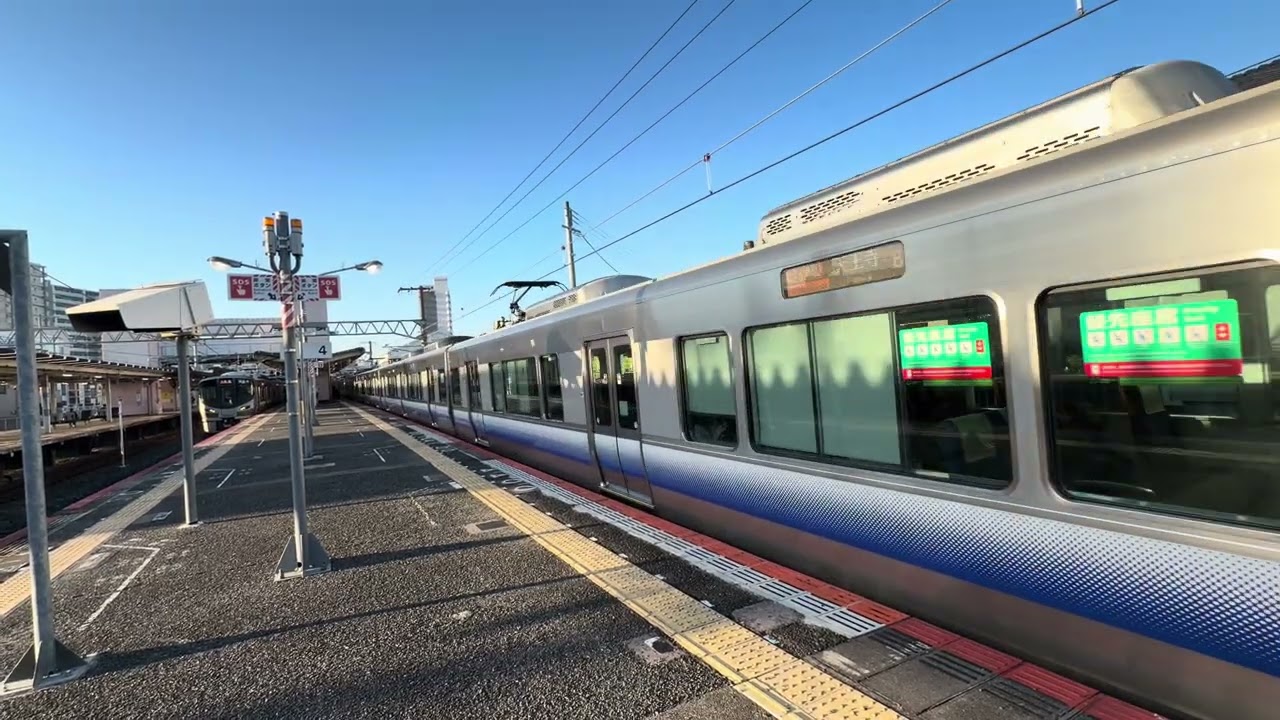 阪和線225系5100番台＋225系5000番台快速天王寺行き 日根野駅発車