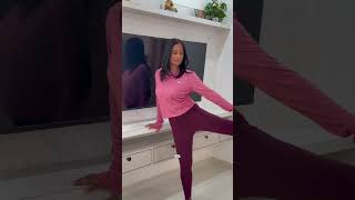 Lower body workout #yogaforwomen #yogapostures #lowerbodyworkout #dailyyoga #5minuteyoga #shorts