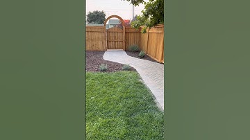 Come make a paver path with me! This makes the yard feel complete! #diy #landscape