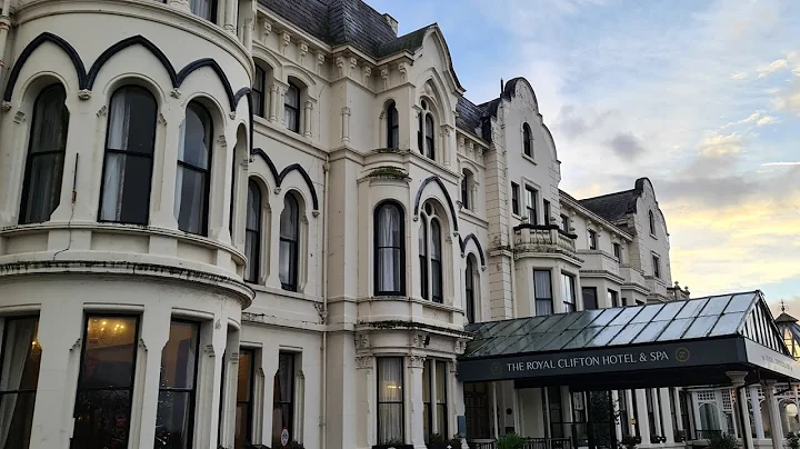 37 The Royal Clifton Hotel & Spa Southport - But W...