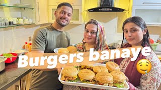 Ghar mai banaye burgers 🤤 | after a long time with bhabhi | 3 tou maine kha liye🤣