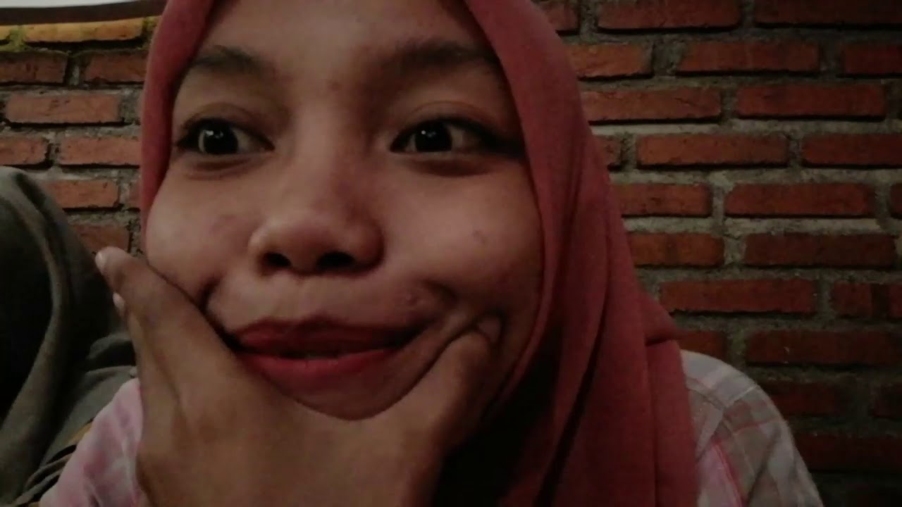 Makan makan - YouTube