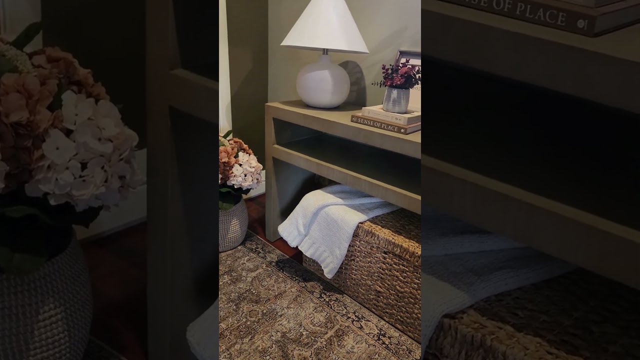 Just Found the Best Rug for a Foyer - Fall Foyer Decorating Ideas 