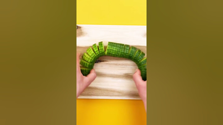 Самый классный способ резать огурец // Awesome #cucumber #carving #lifehack