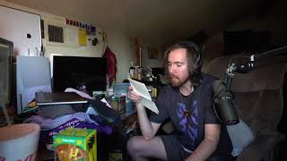 Asmongold Having A Very Real Moment With Fanmail Resimi