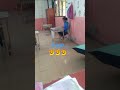 Viral anak sekolah kebanjiran