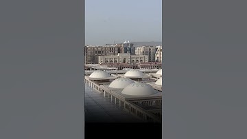 لا تجعلوا بيوتكم مَقَابر، إنَّ الشيطان يَنْفِرُ من البيت الذي تُقْرَأُ فيه سورةُ البقرة