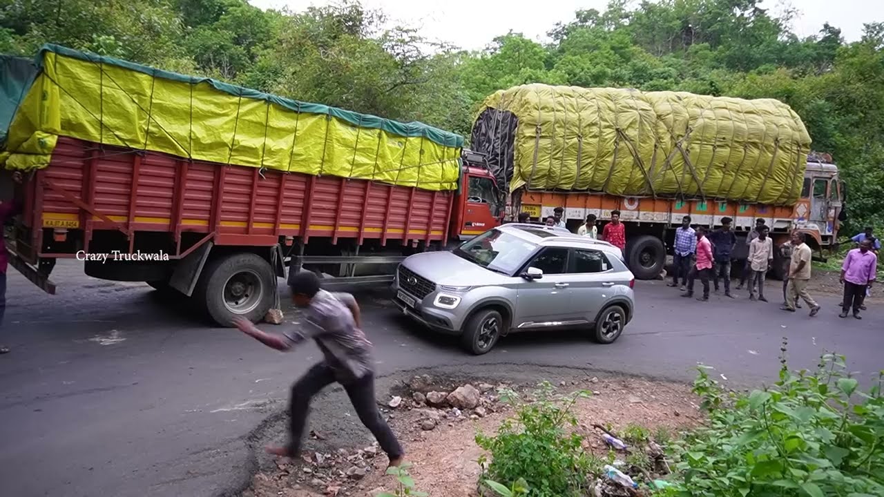 Ghat Road : Cars Crossing Heavy Loaded Truck 12 Tyres Lorry Driving Stopped on Ghat Roads U Turning
