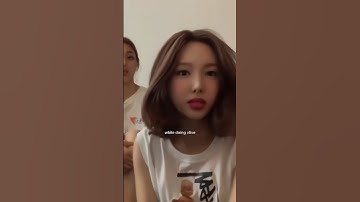 Twice panicking | sasaengs usually call idols during vlive