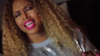 "Soulmate" - Chrisette Michele | Acoustic | MILESTONE