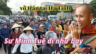 VỠ TRẬN SƯ MINH TUỆ VÀ ĐOÀN NGƯỜI ĐI QUA TP HÀ TĨNH CẢ NGÀN NGƯỜI CHÀO ĐÓN