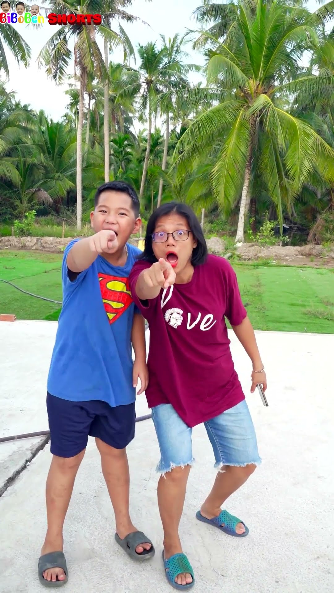 Funny video | Giant Lobsters ??Tôm hùm khổng lồ