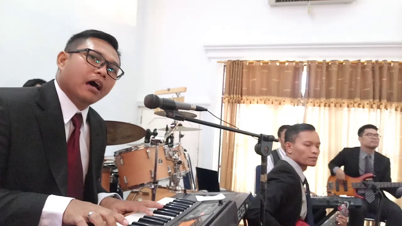 saatku masuk kehadiratmu saatku masuk kehadiratmu