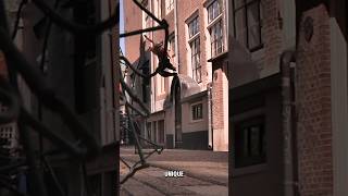 A unique rollerblader - Levi Van Rijn @TomMoyse