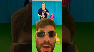 Qual das duas irá salva-lo?!