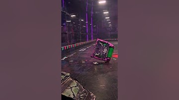 Which robot do you like the most? #battleofrobots #battle #robots #championship #shorts #robotics