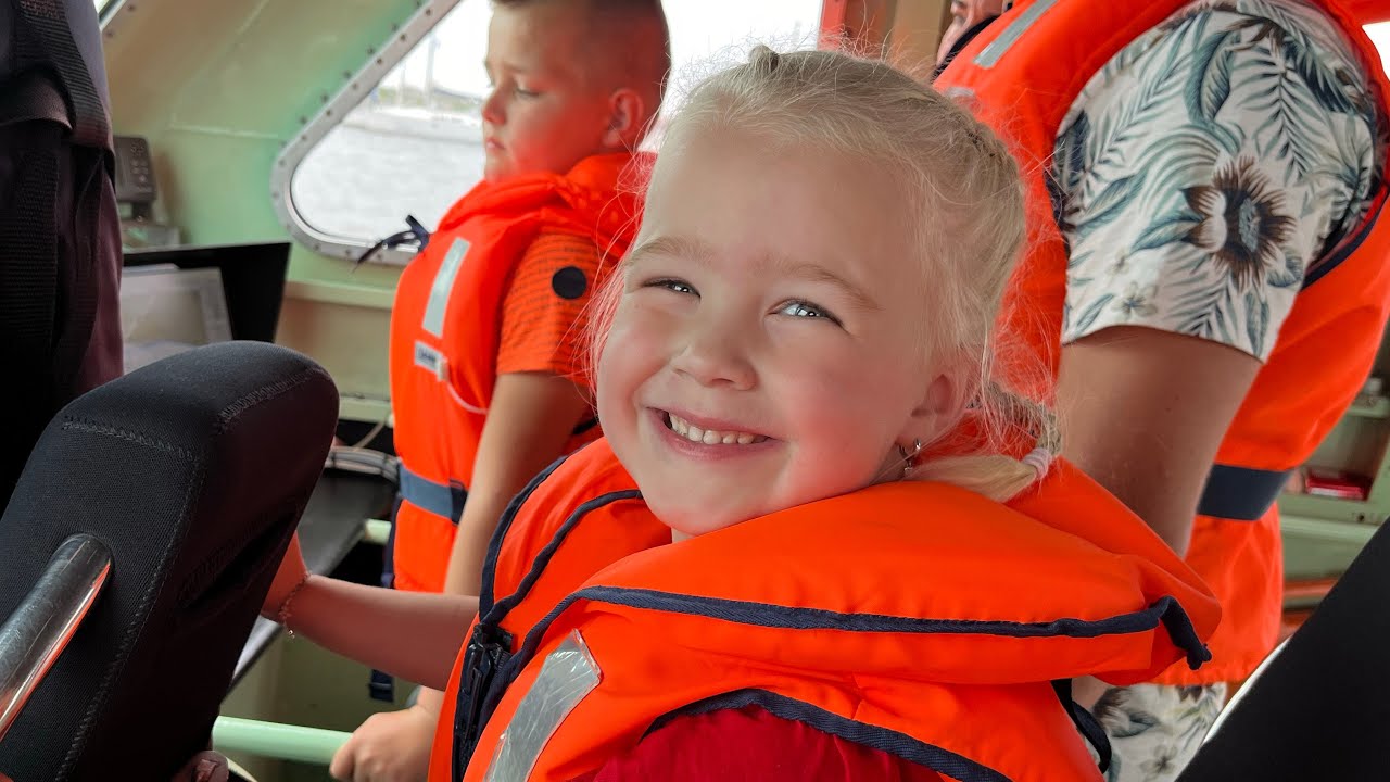 ‪@familiesmit669‬