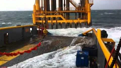 Offshore transfer personel by Billy Pugh