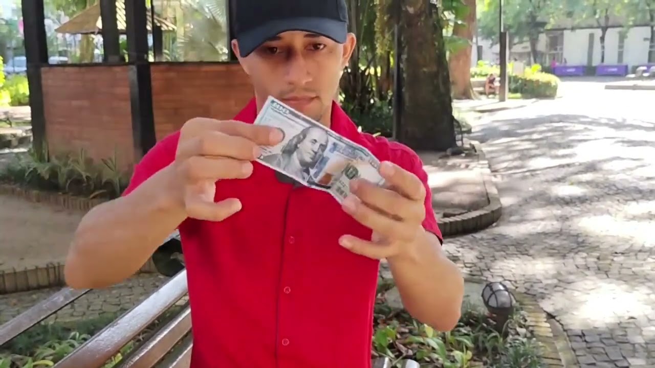 EXTREME MONEY EURO (Gimmicks and Online Instructions) by Kenneth Costa and André Previato