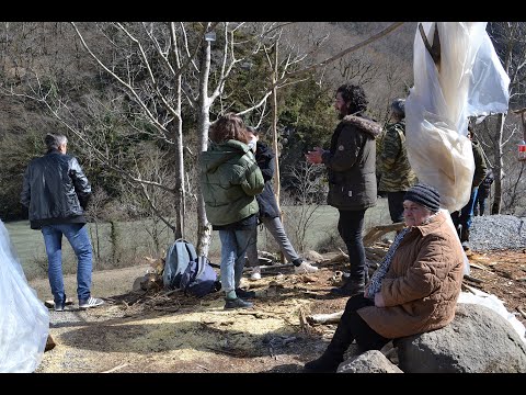 ნამოხვანი ქუდზე კაცი. სრულად