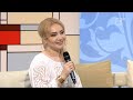 „Cine vine la noi?”: Interpreta Adriana Ochișanu