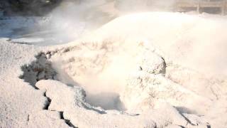MudPot Yellowstone.AVI